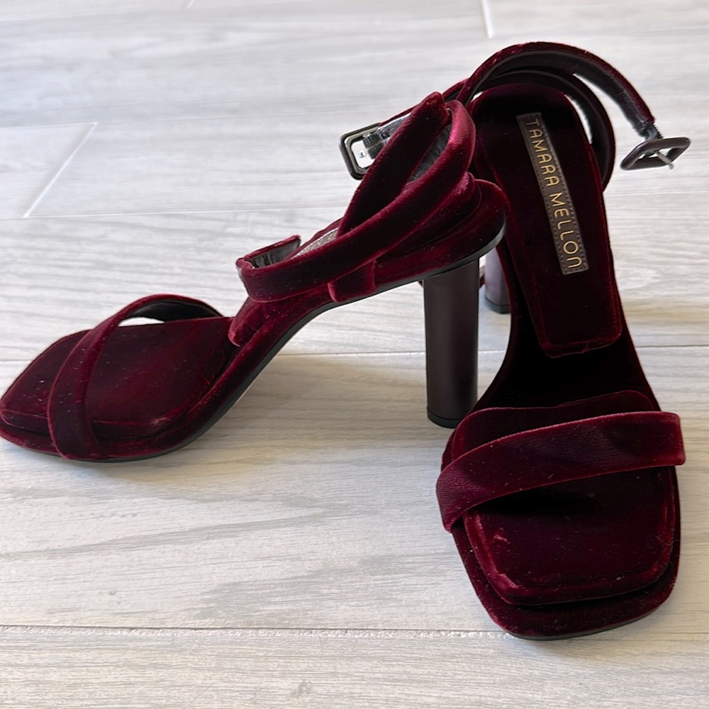 Tamara Mellon pillow top heels in Burgundy. Size-36. Never worn. No Box.